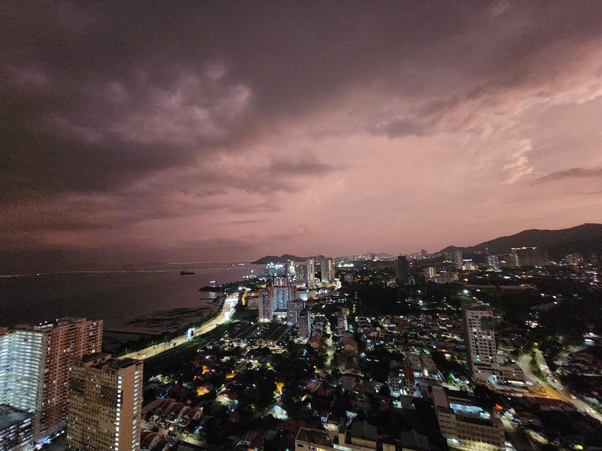 Urban - Penang Apartment Jelutong